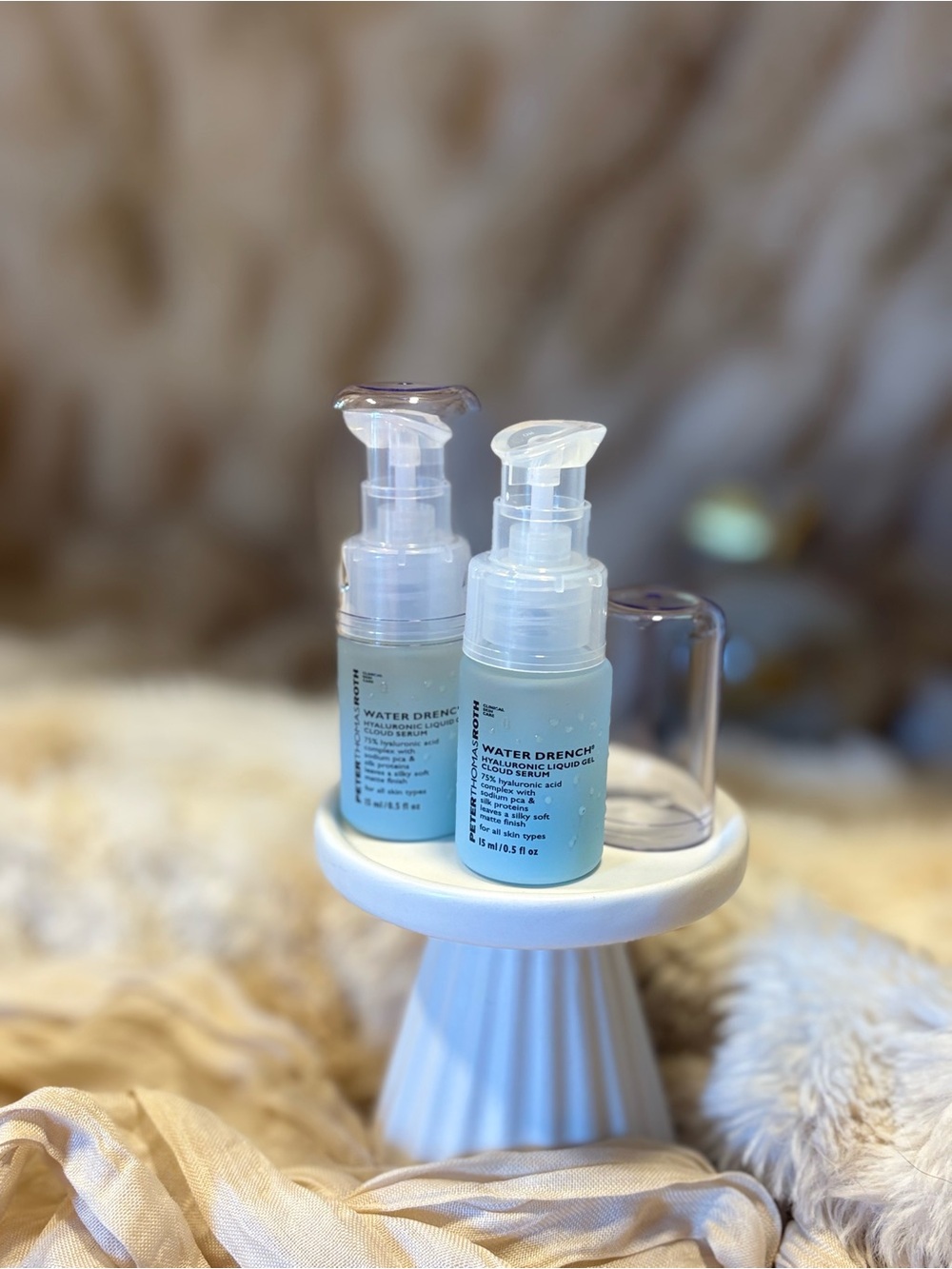 Peter Thomas Roth "Water Drench" Hyaluronic Glow Serum: 0.5 Oz 15 mL